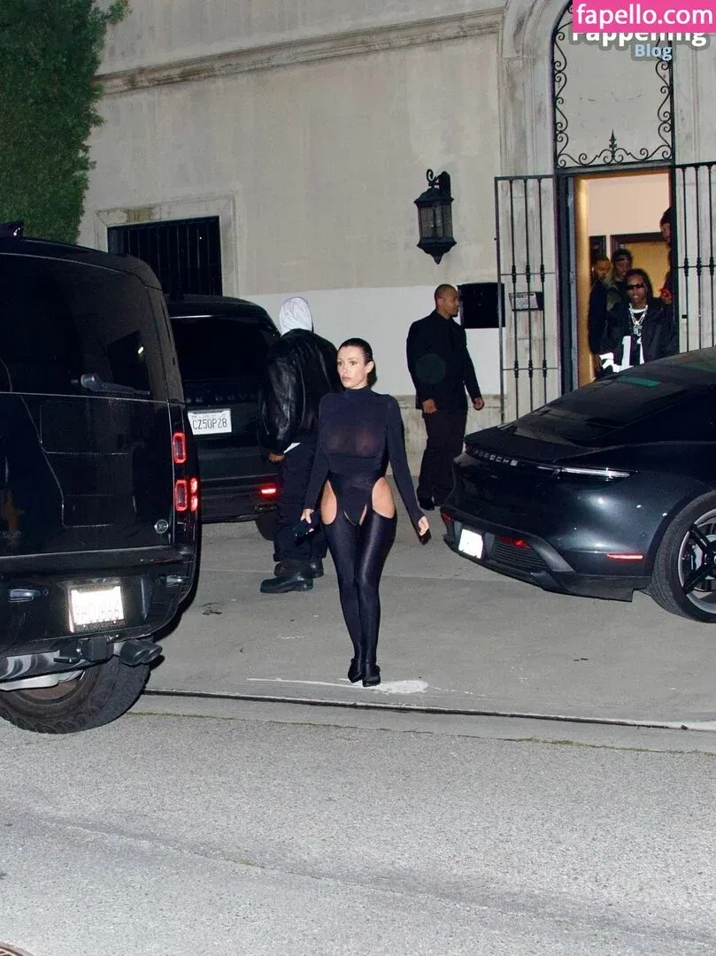 Bianca Censori Onlyfans Photo Gallery 