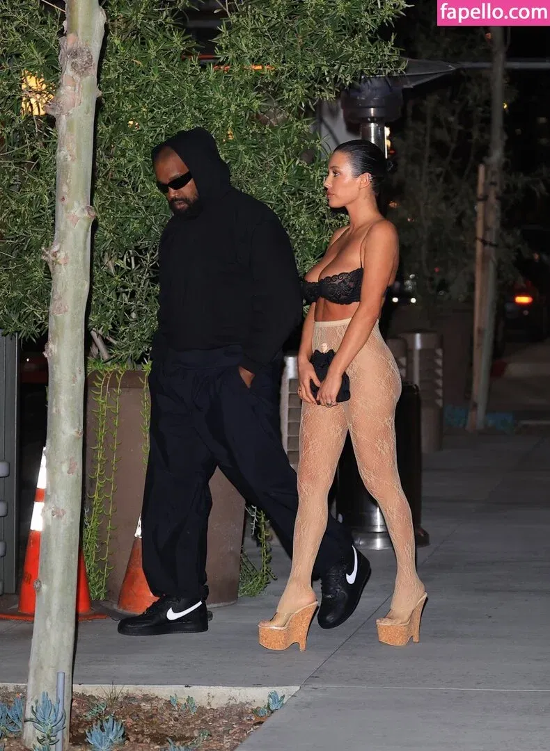 Bianca Censori Onlyfans Photo Gallery 