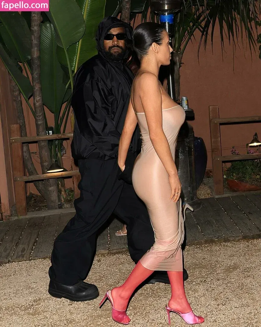 Bianca Censori Onlyfans Photo Gallery 