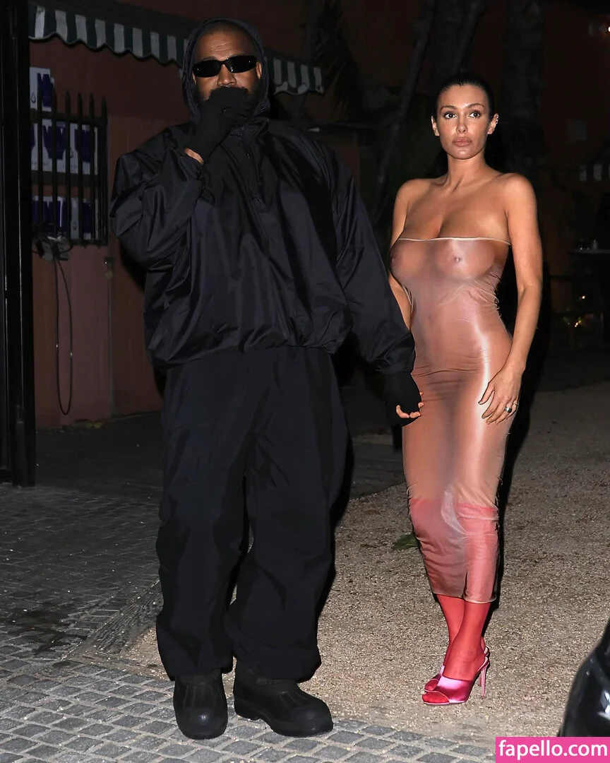 Bianca Censori Onlyfans Photo Gallery 