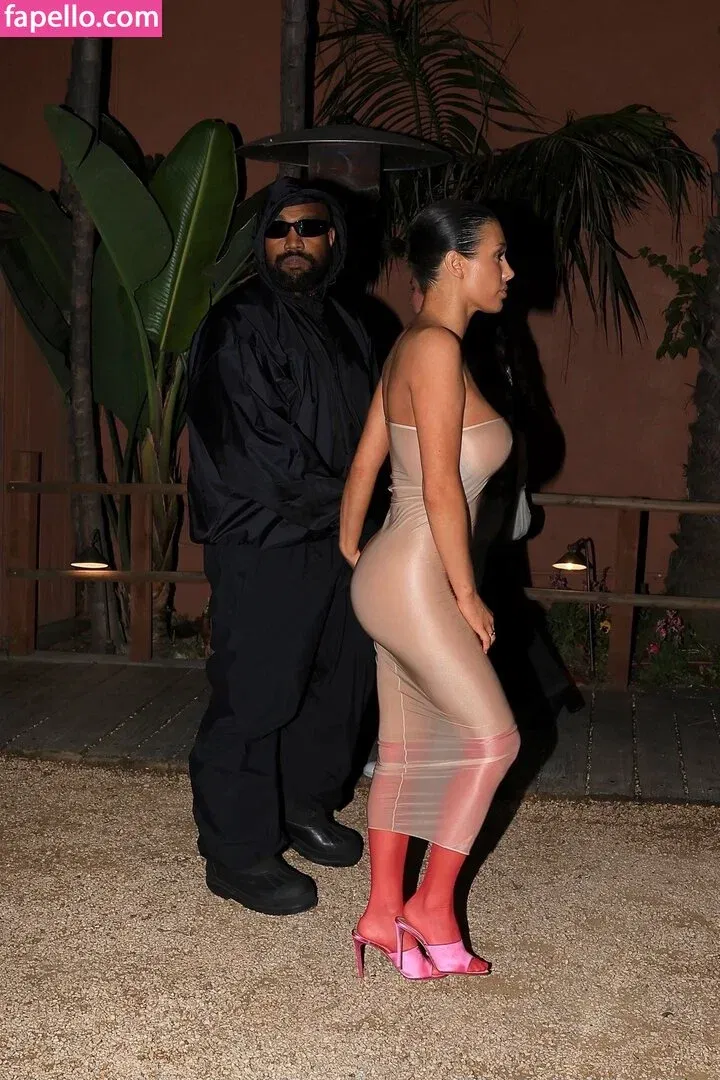 Bianca Censori Onlyfans Photo Gallery 