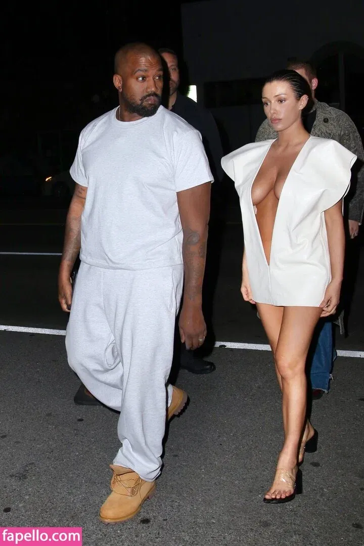 Bianca Censori Onlyfans Photo Gallery 