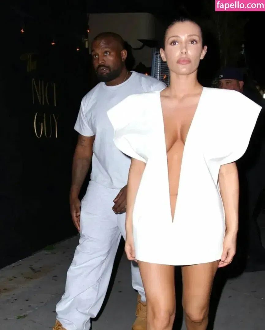 Bianca Censori Onlyfans Photo Gallery 