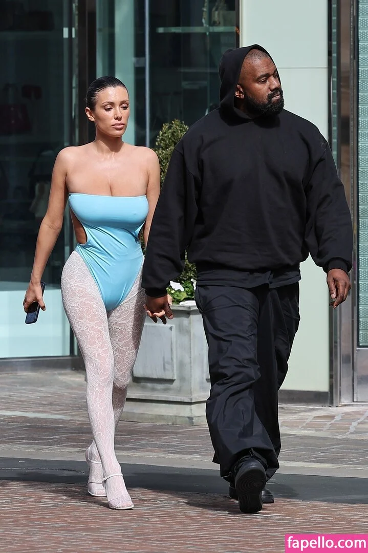 Bianca Censori Onlyfans Photo Gallery 