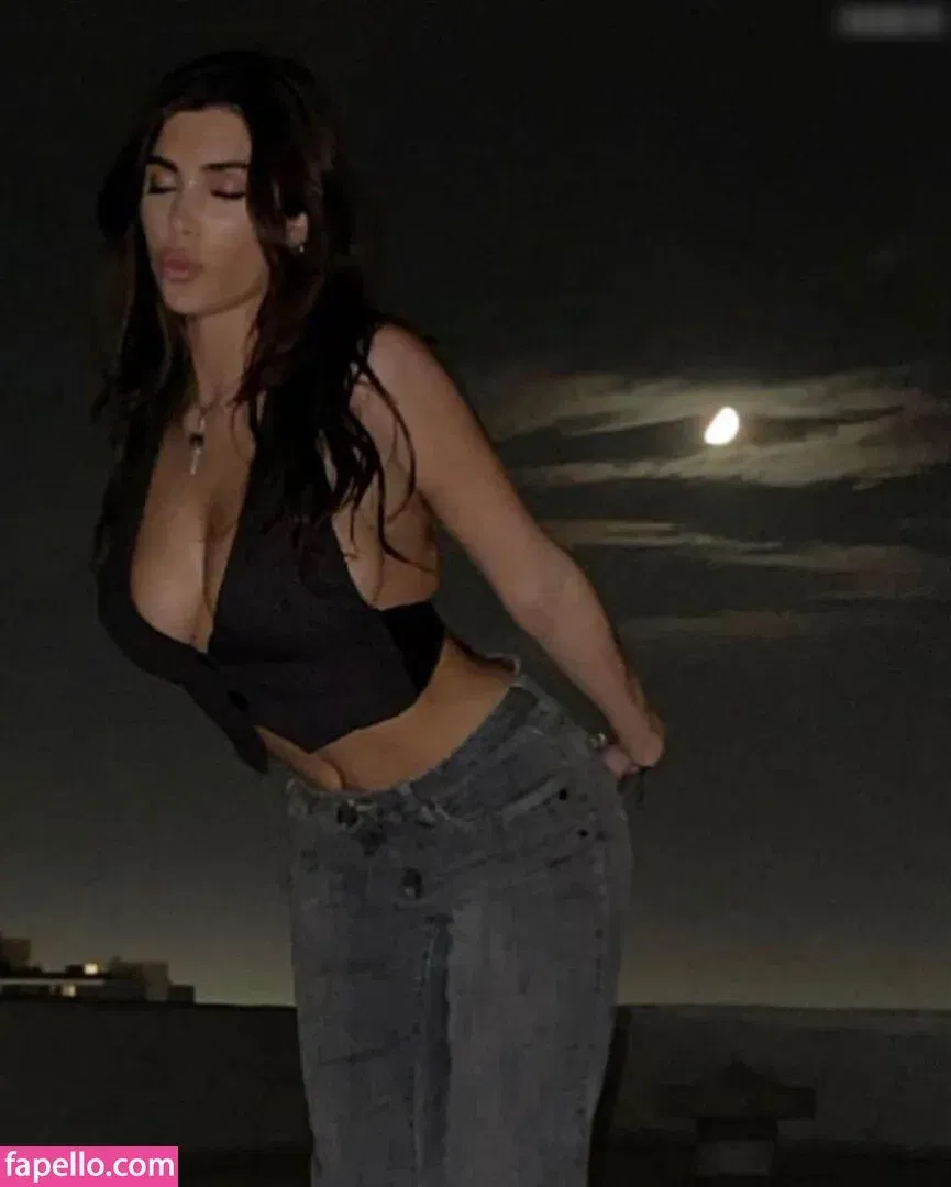 Bianca Censori Onlyfans Photo Gallery 