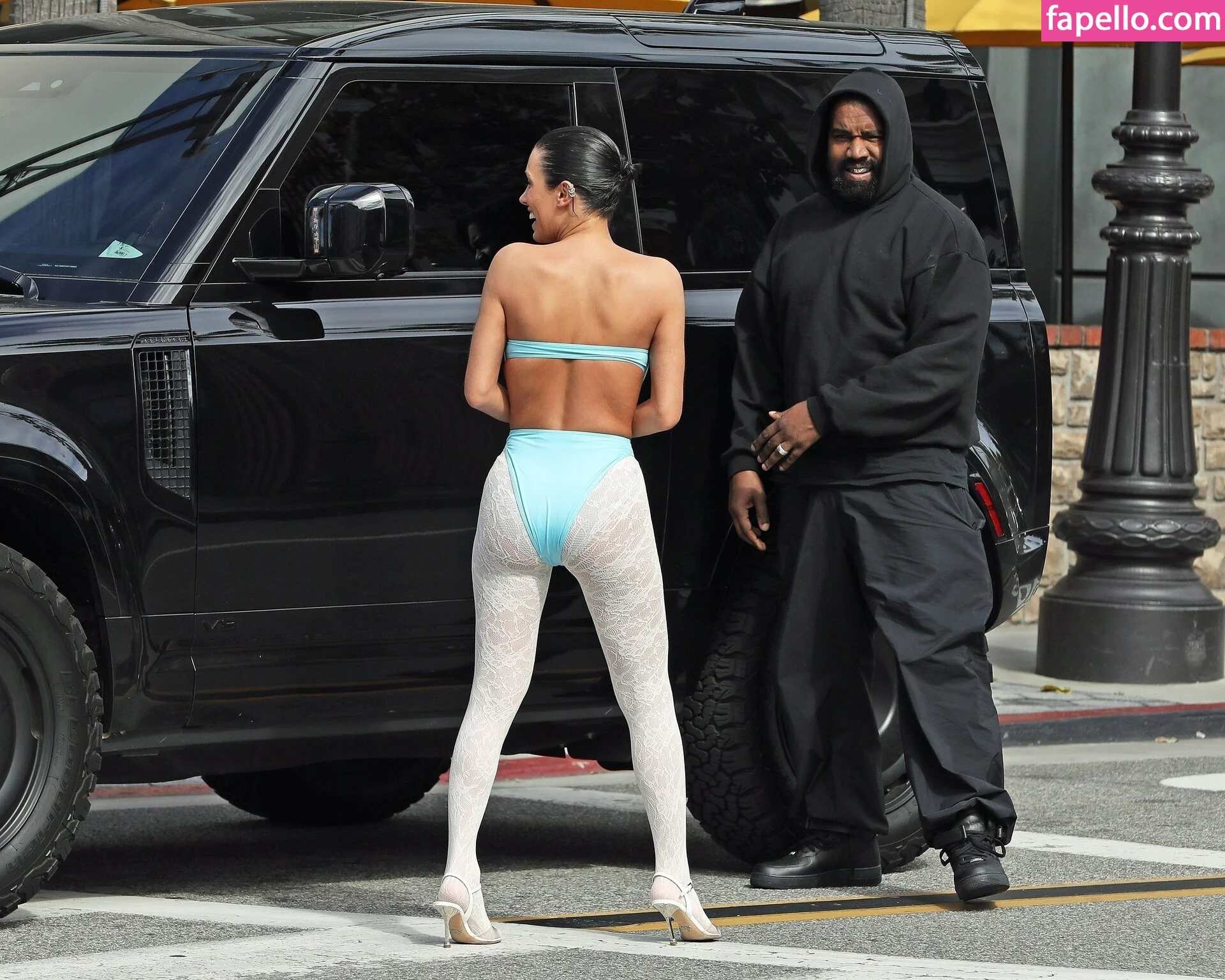 Bianca Censori Onlyfans Photo Gallery 