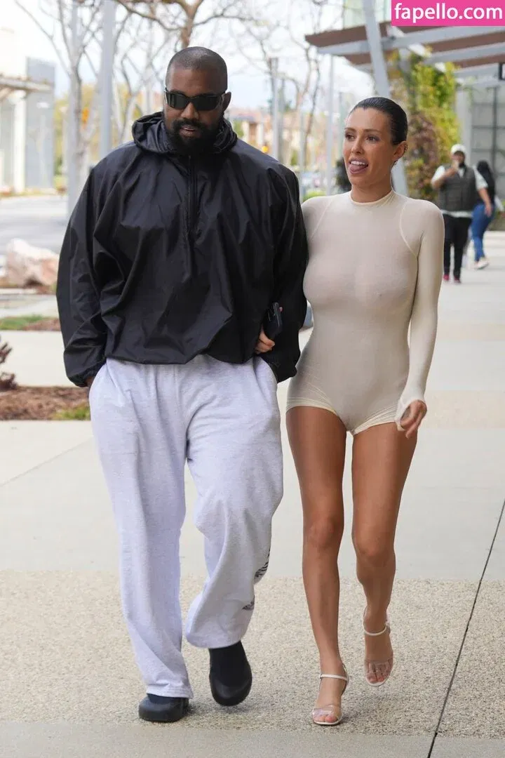 Bianca Censori Onlyfans Photo Gallery 