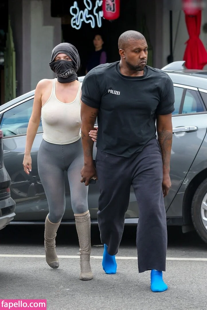 Bianca Censori Onlyfans Photo Gallery 