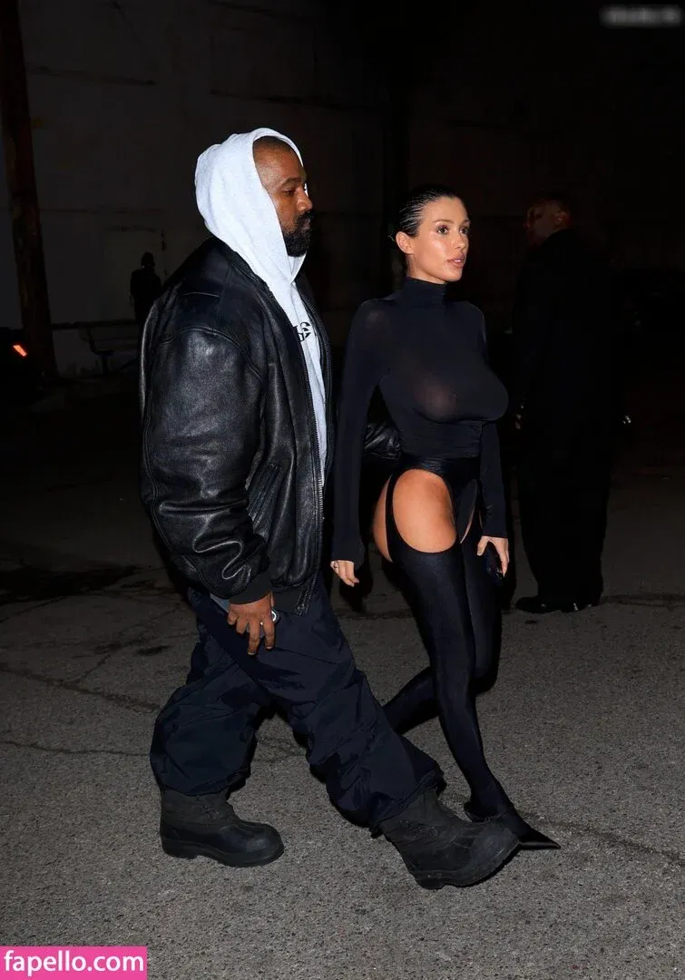 Bianca Censori Onlyfans Photo Gallery 