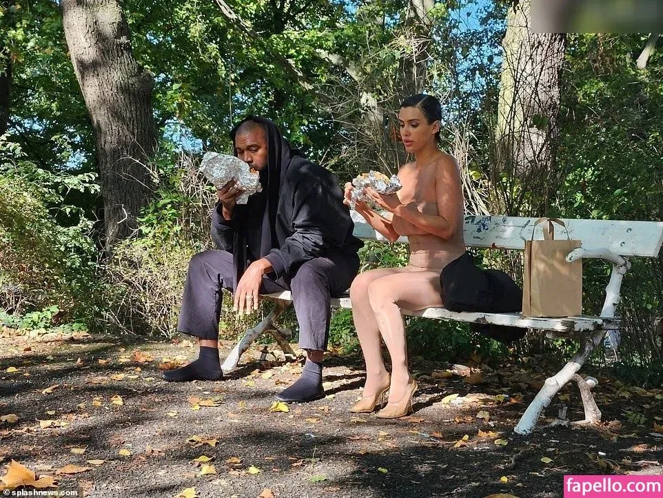 Bianca Censori Onlyfans Photo Gallery 