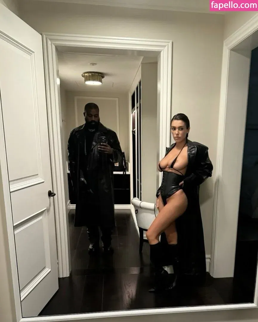 Bianca Censori Onlyfans Photo Gallery 