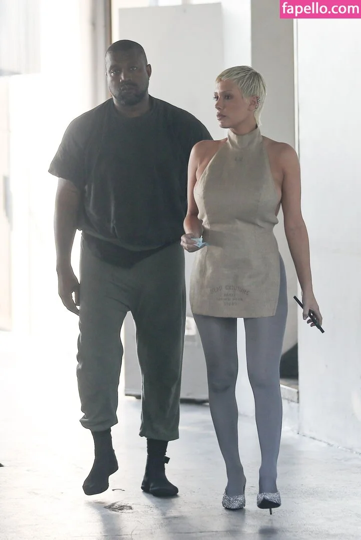 Bianca Censori Onlyfans Photo Gallery 