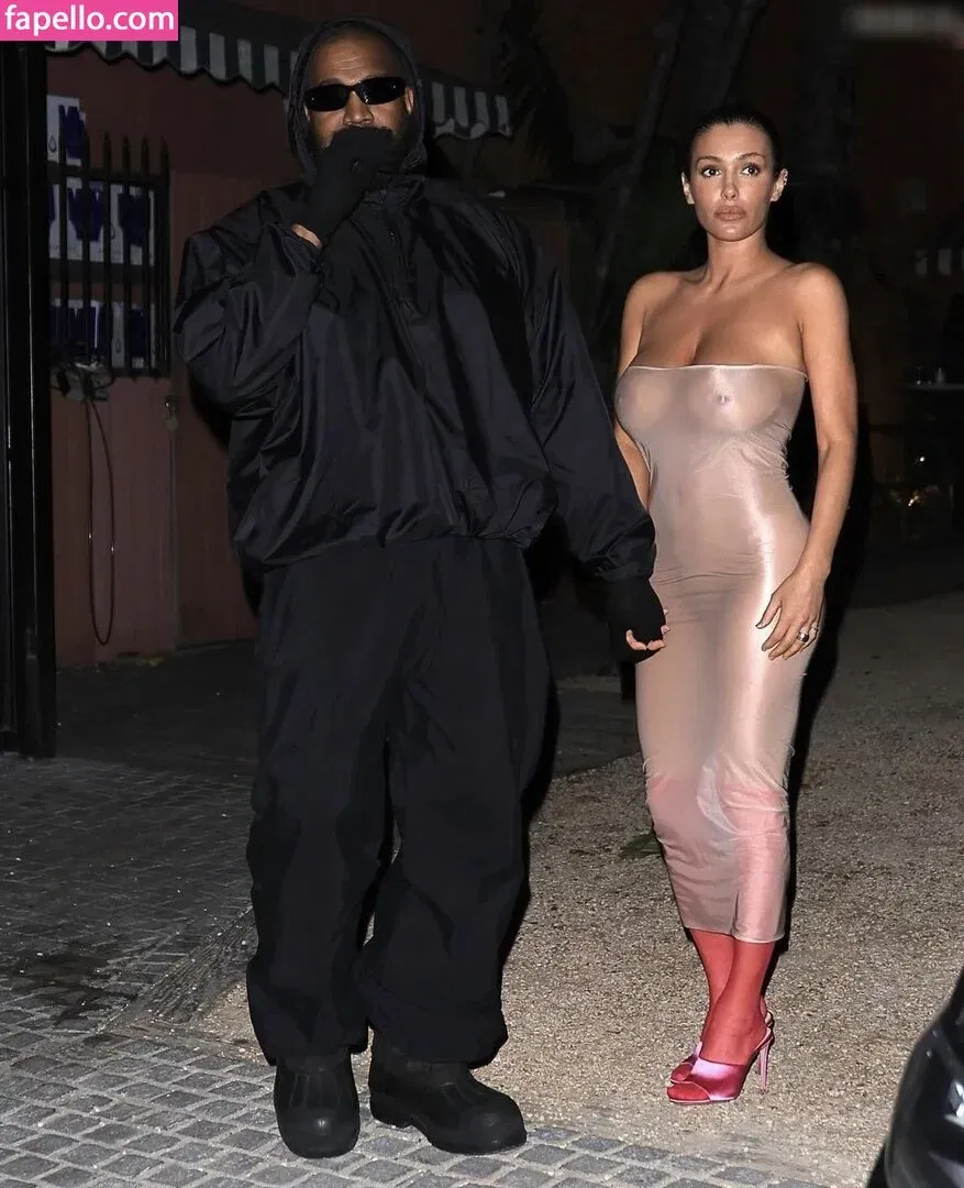 Bianca Censori Onlyfans Photo Gallery 