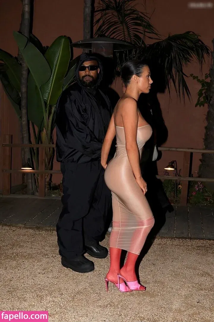 Bianca Censori Onlyfans Photo Gallery 