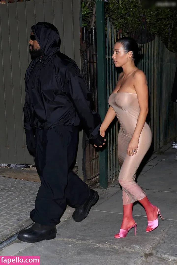 Bianca Censori Onlyfans Photo Gallery 