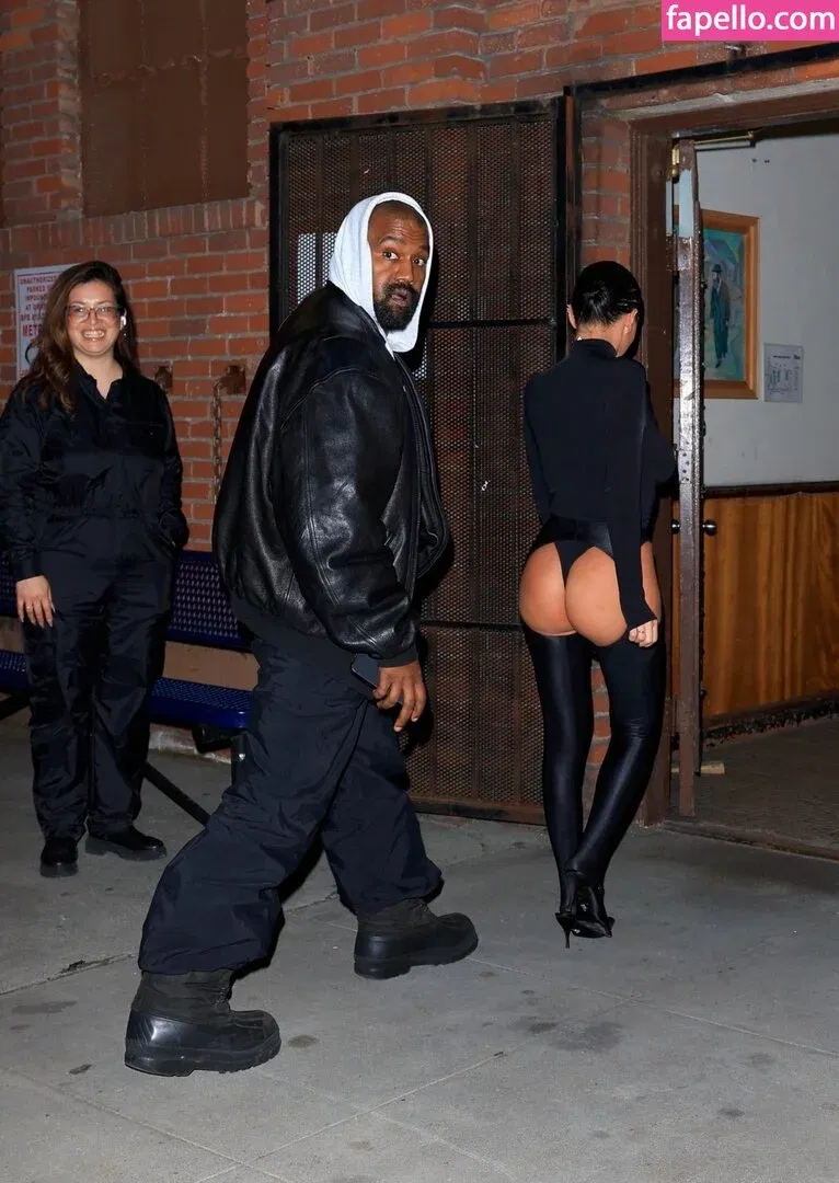 Bianca Censori Onlyfans Photo Gallery 