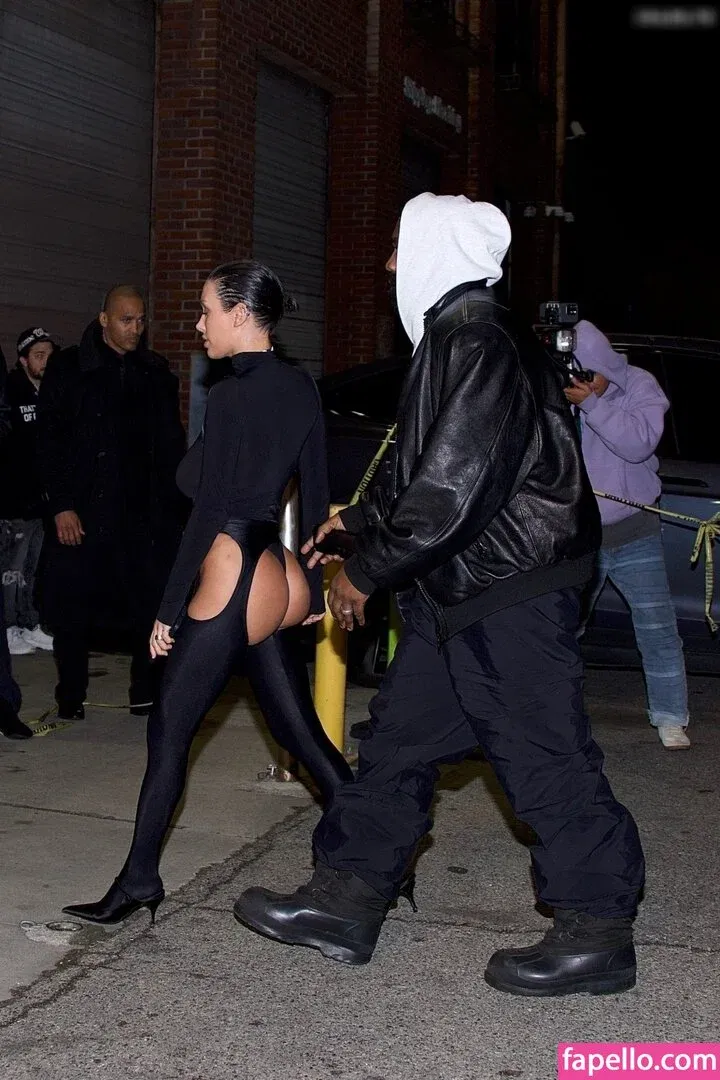 Bianca Censori Onlyfans Photo Gallery 