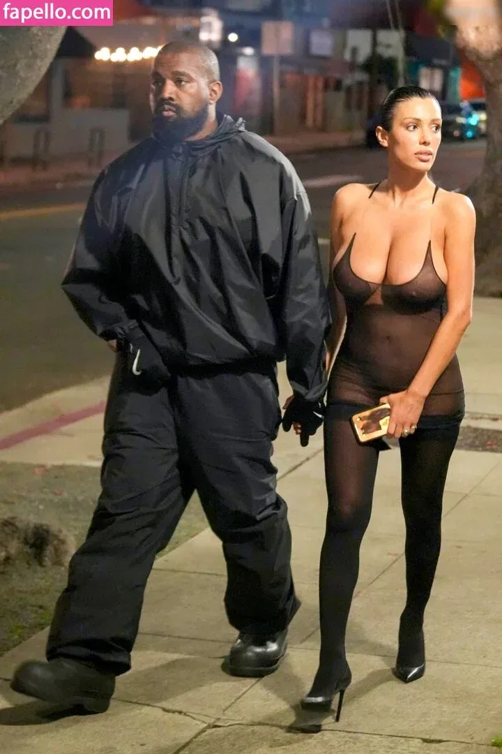 Bianca Censori Onlyfans Photo Gallery 