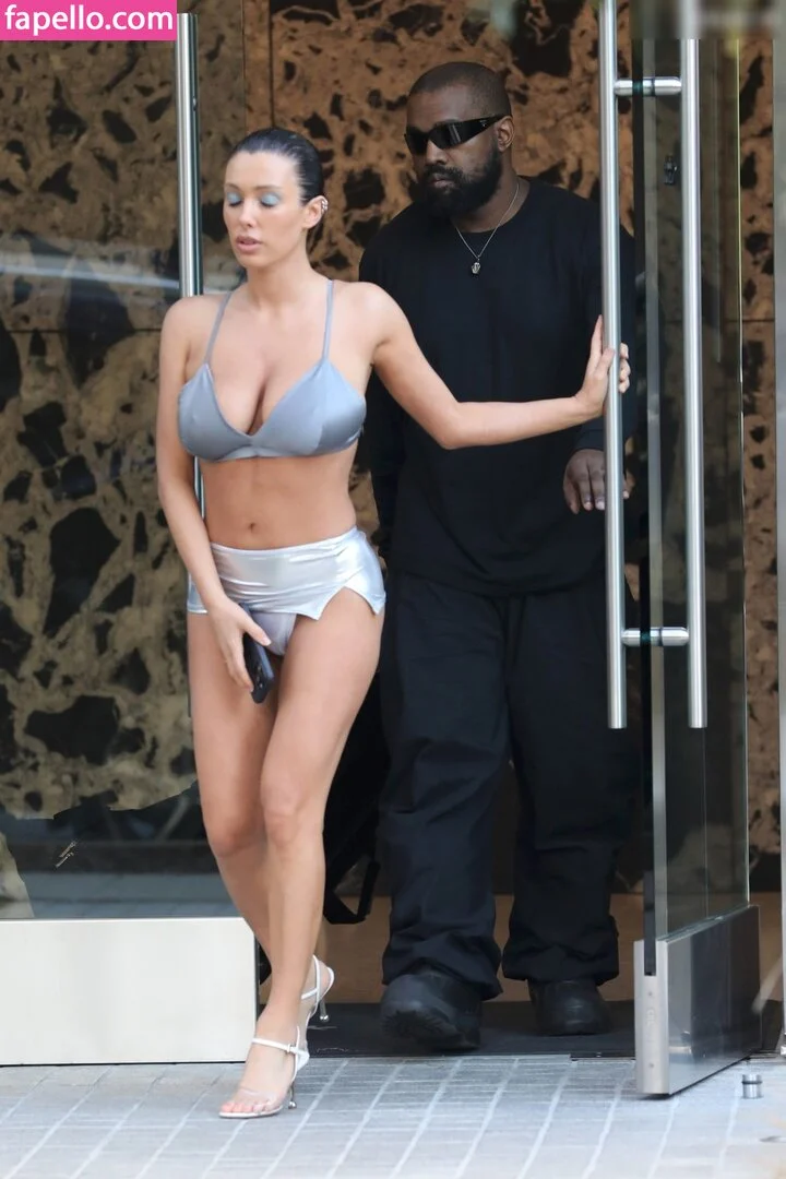 Bianca Censori Onlyfans Photo Gallery 