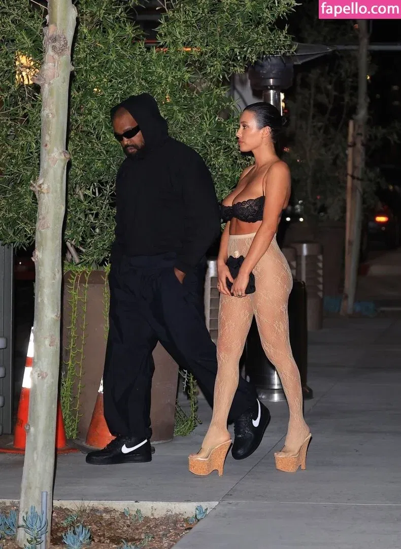 Bianca Censori Onlyfans Photo Gallery 