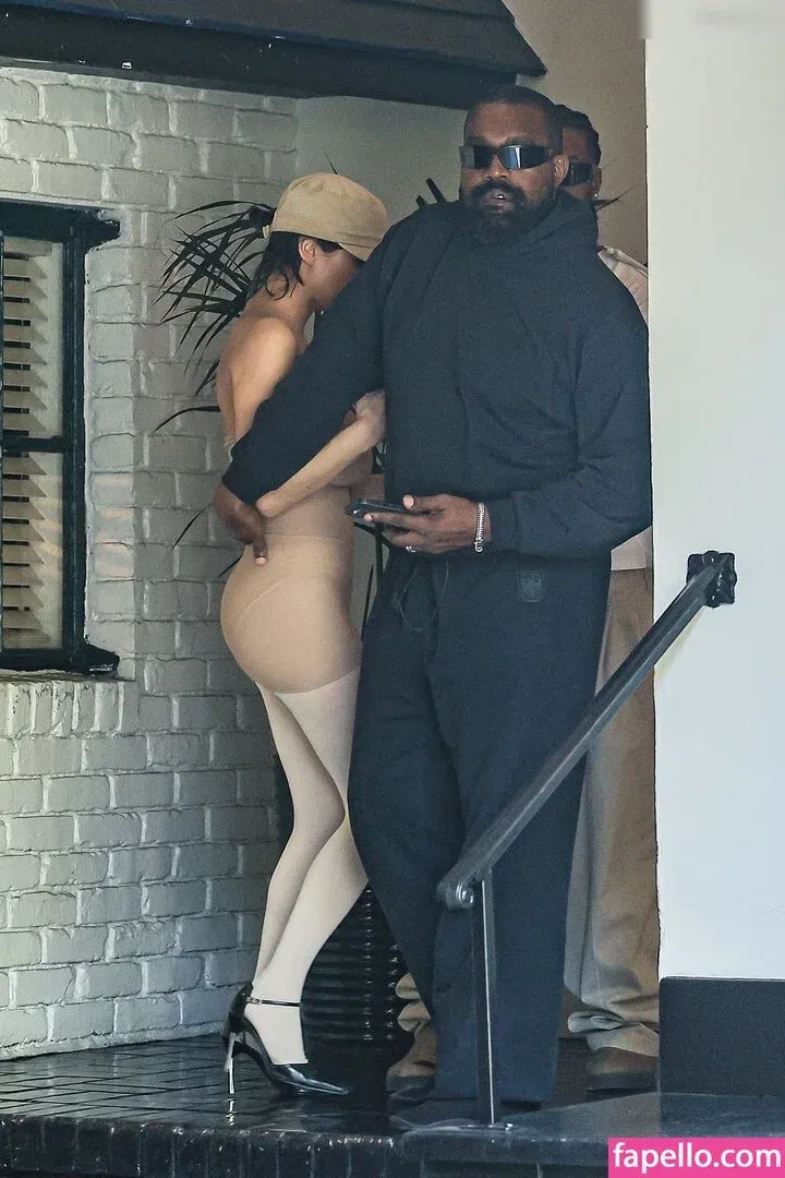 Bianca Censori Onlyfans Photo Gallery 