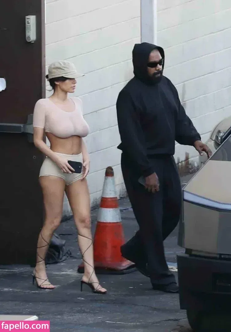 Bianca Censori Onlyfans Photo Gallery 