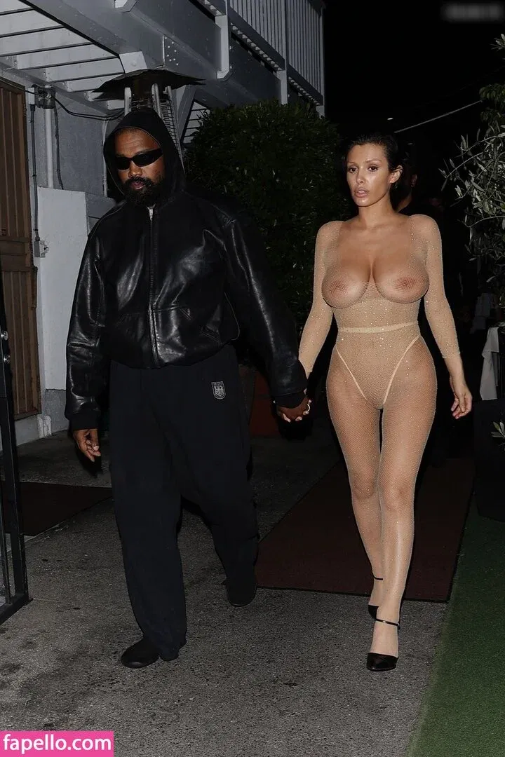 Bianca Censori Onlyfans Photo Gallery 