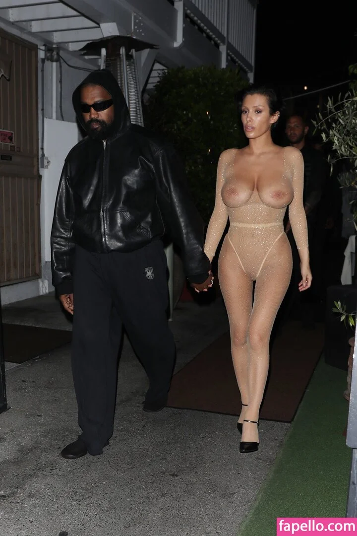 Bianca Censori Onlyfans Photo Gallery 