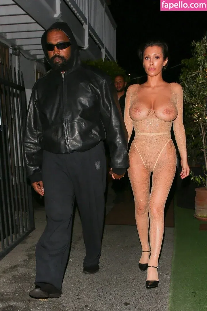 Bianca Censori Onlyfans Photo Gallery 