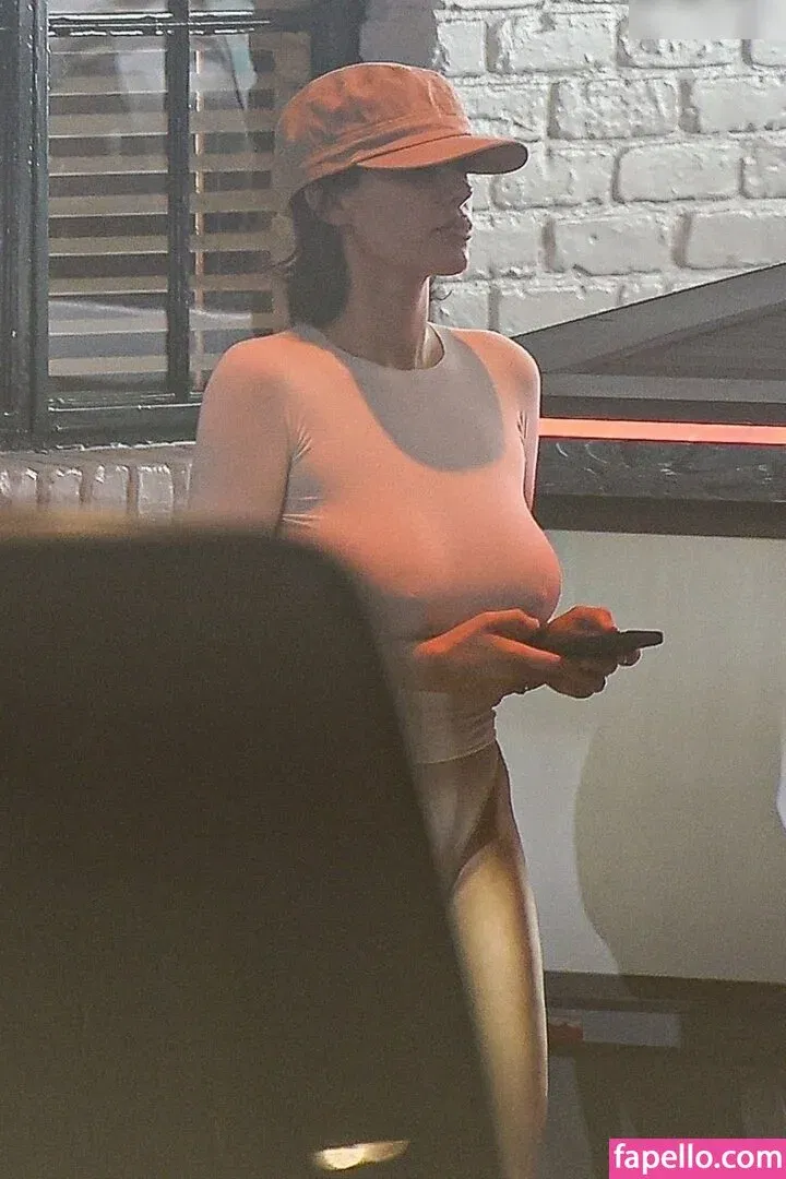 Bianca Censori Onlyfans Photo Gallery 