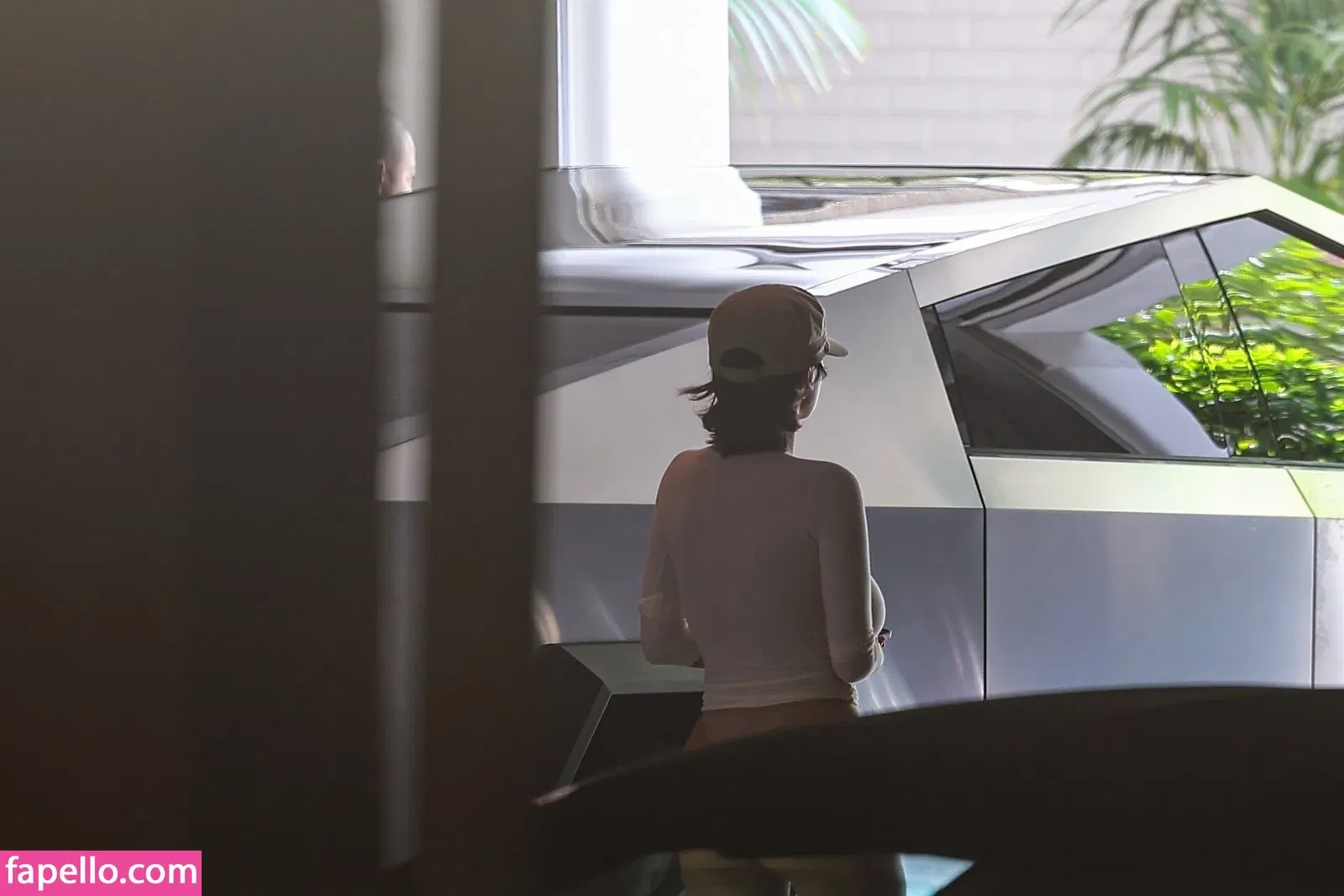 Bianca Censori Onlyfans Photo Gallery 