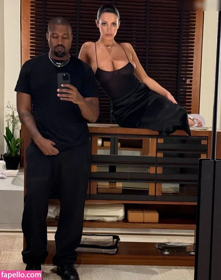 Bianca Censori Onlyfans Photo Gallery 