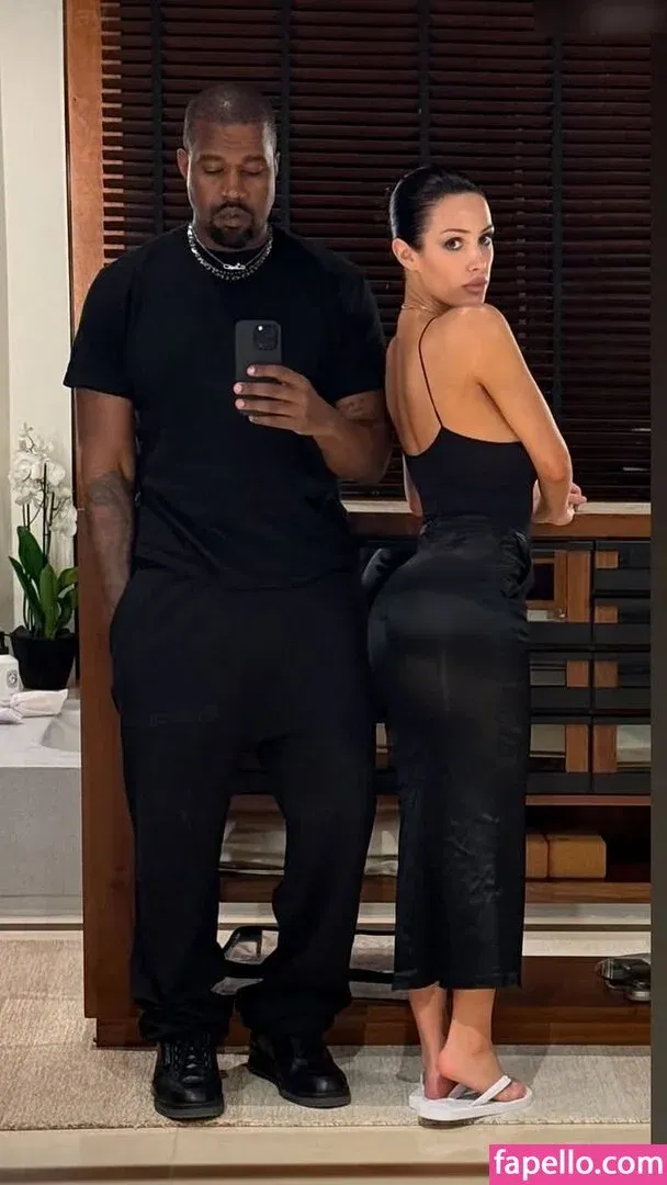 Bianca Censori Onlyfans Photo Gallery 