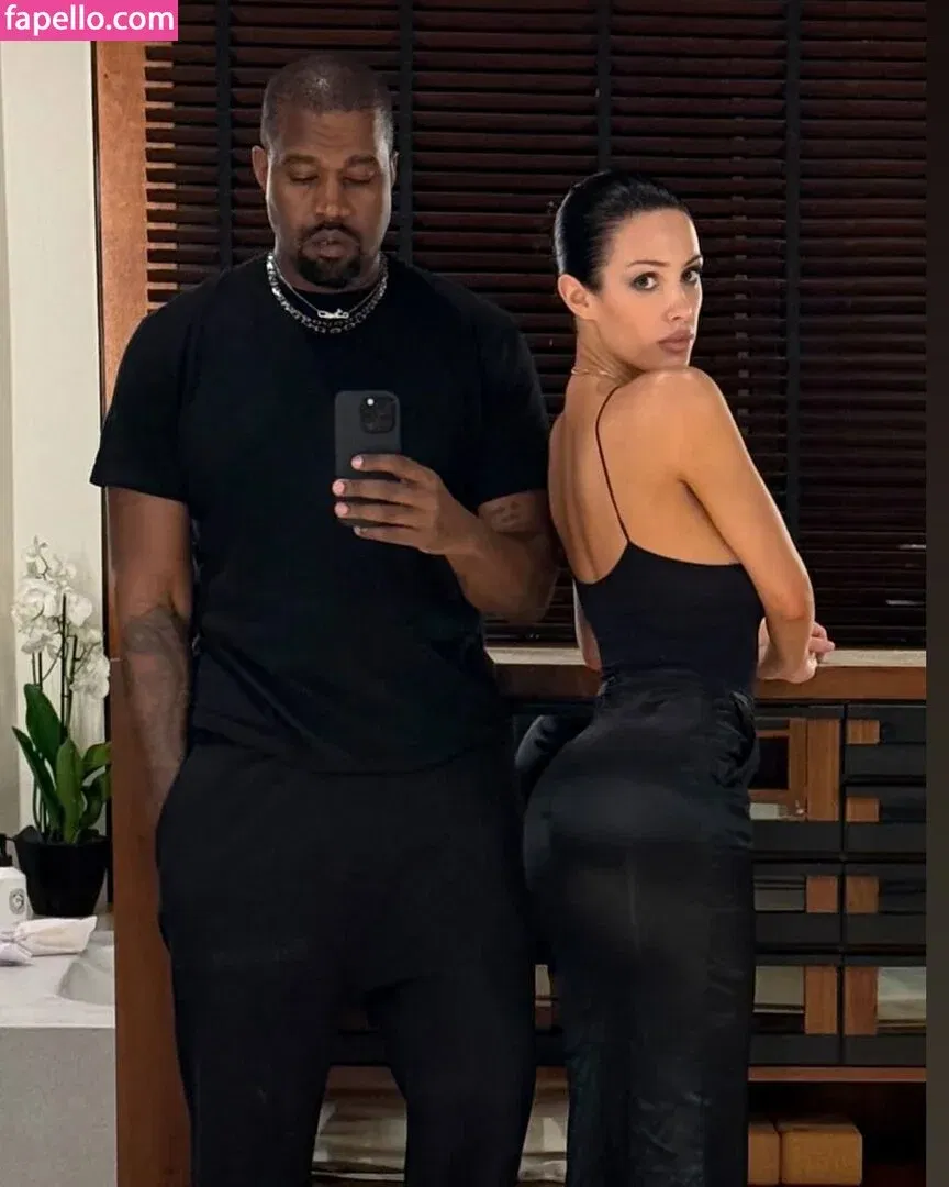 Bianca Censori Onlyfans Photo Gallery 