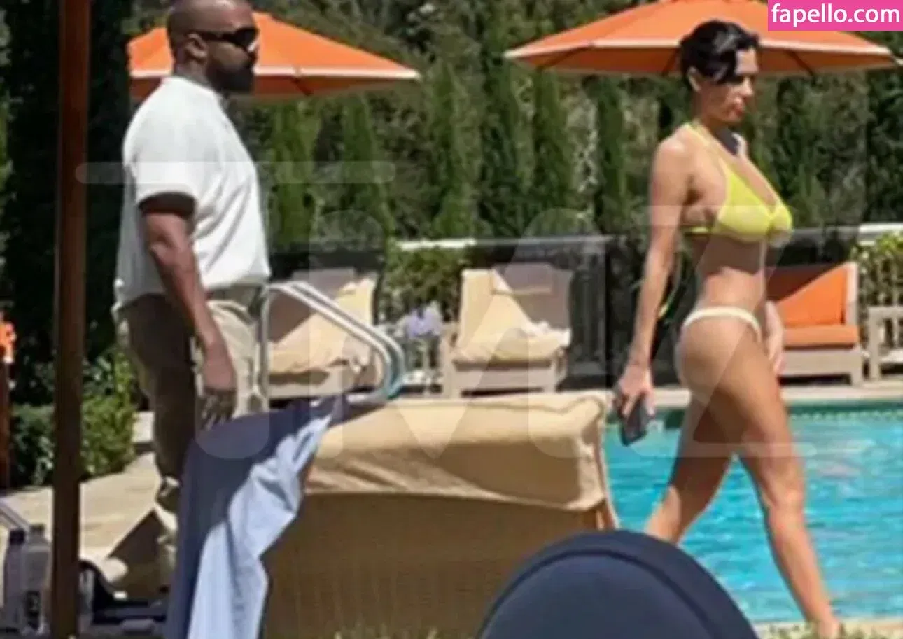 Bianca Censori Onlyfans Photo Gallery 