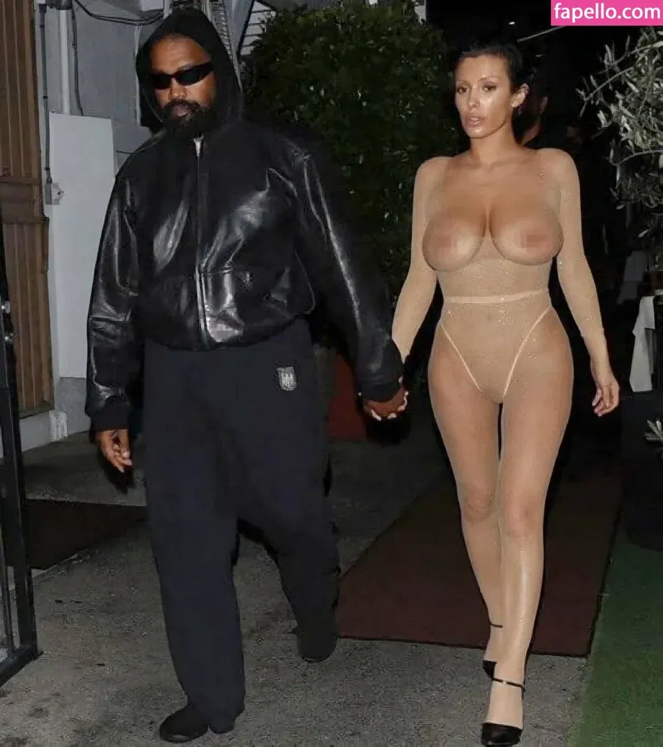 Bianca Censori Onlyfans Photo Gallery 