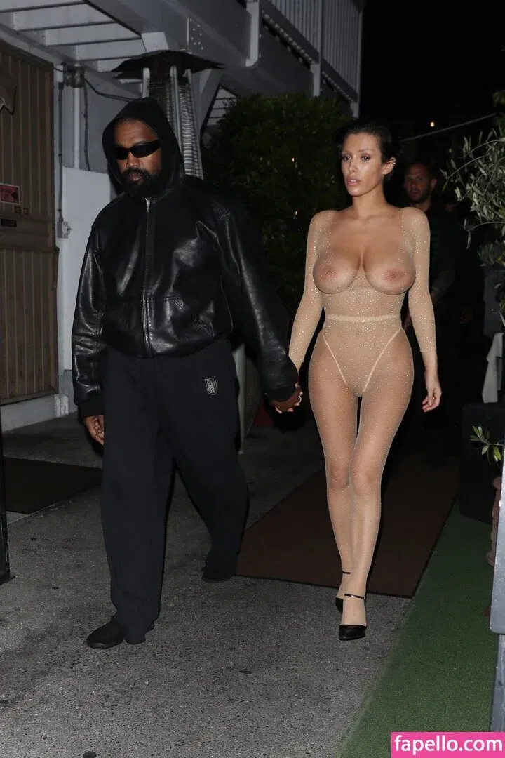 Bianca Censori Onlyfans Photo Gallery 