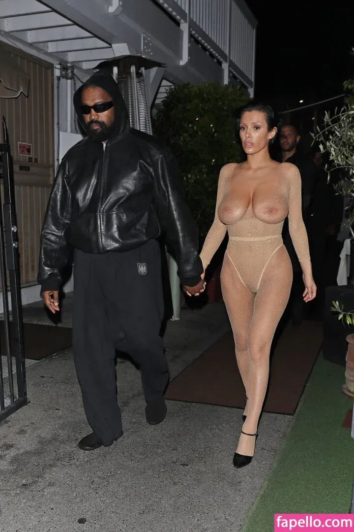 Bianca Censori Onlyfans Photo Gallery 