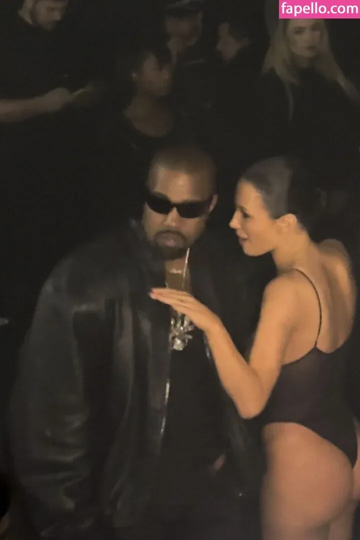 Bianca Censori Onlyfans Photo Gallery 