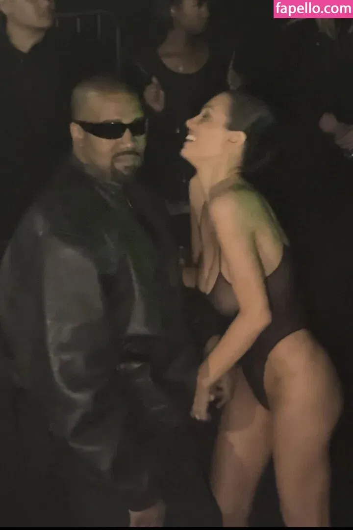 Bianca Censori Onlyfans Photo Gallery 