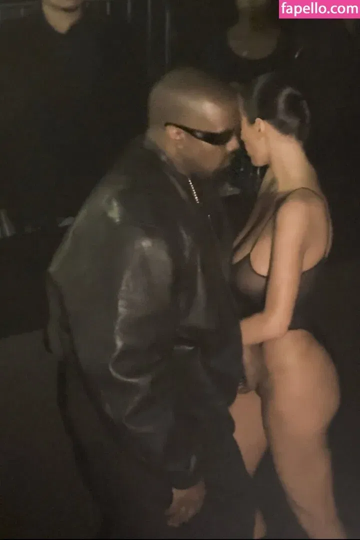 Bianca Censori Onlyfans Photo Gallery 