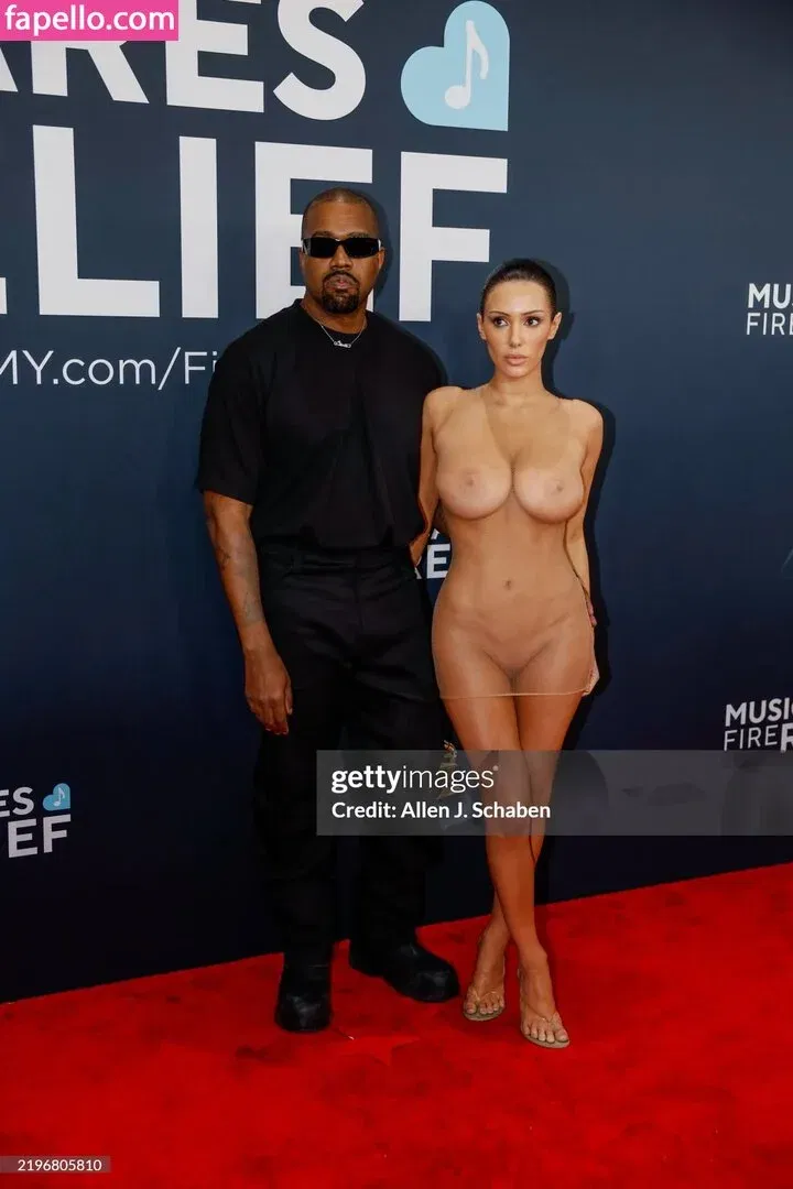 Bianca Censori Onlyfans Photo Gallery 