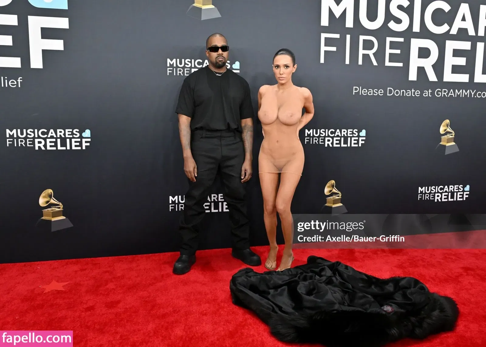 Bianca Censori Onlyfans Photo Gallery 