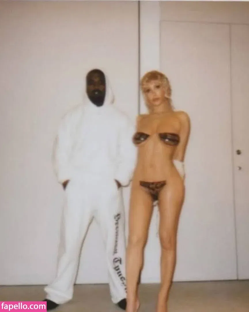 Bianca Censori Onlyfans Photo Gallery 