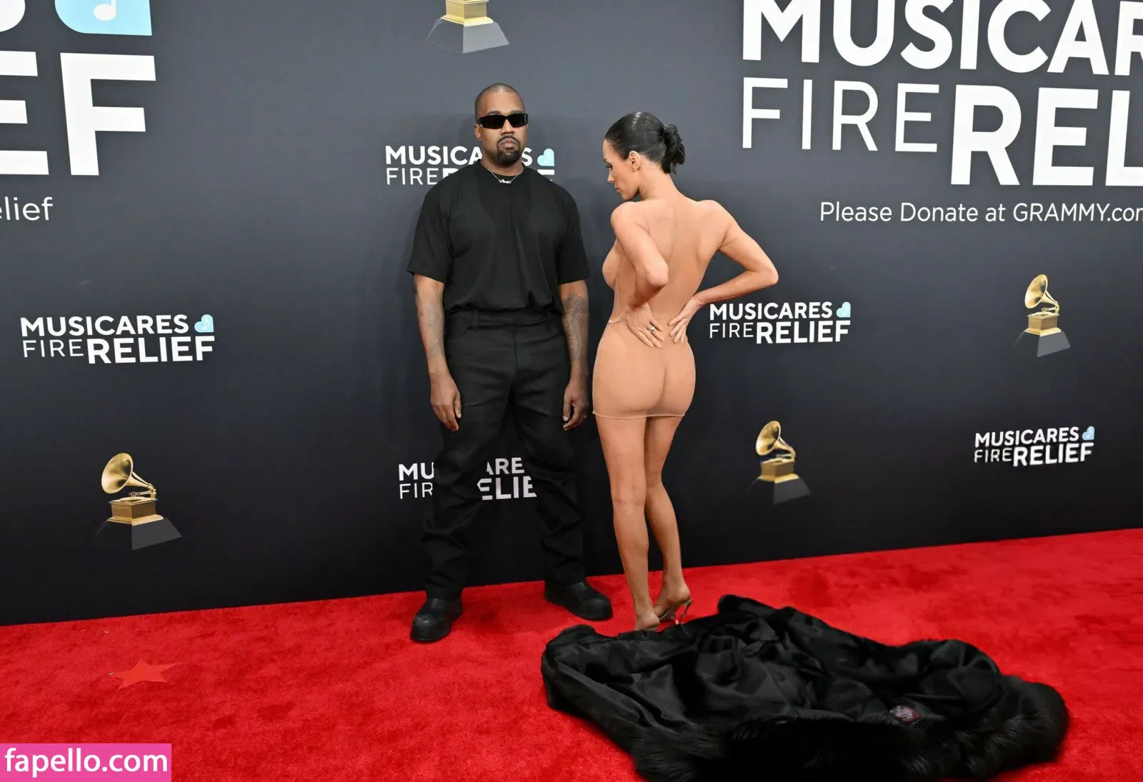 Bianca Censori Onlyfans Photo Gallery 