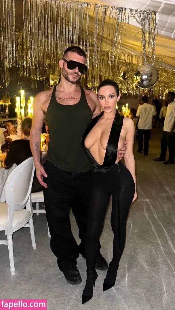 Bianca Censori Onlyfans Photo Gallery 