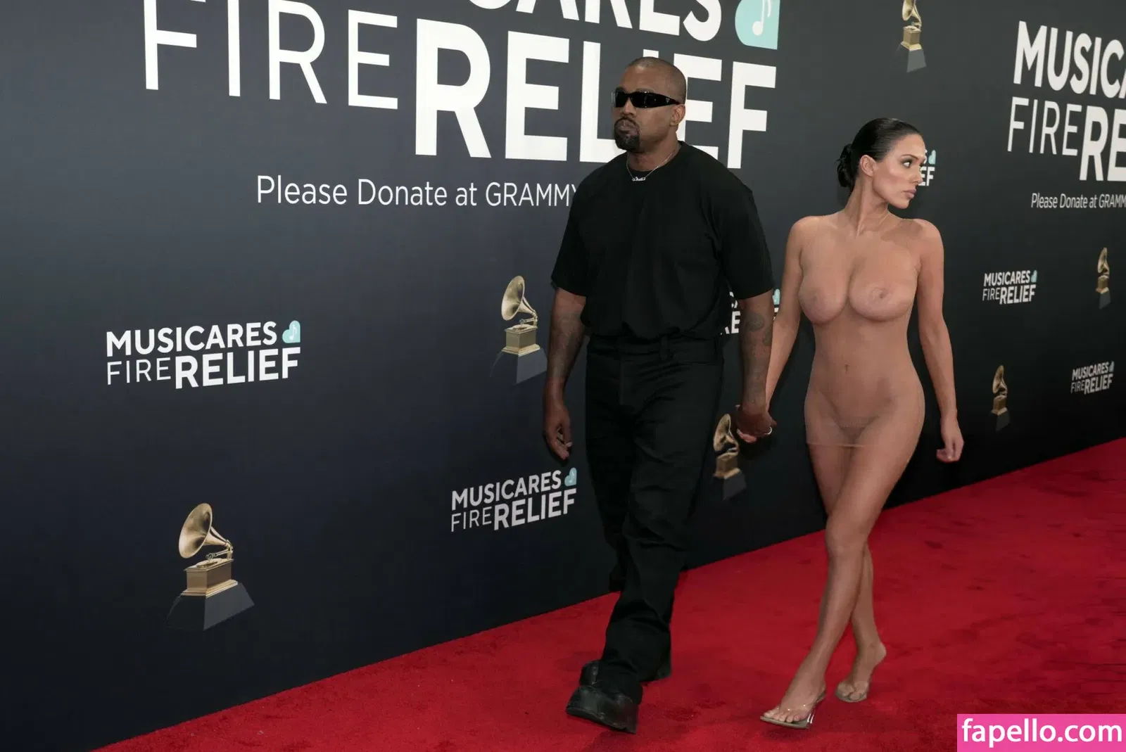 Bianca Censori Onlyfans Photo Gallery 