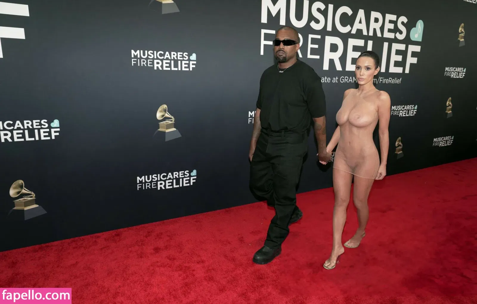 Bianca Censori Onlyfans Photo Gallery 