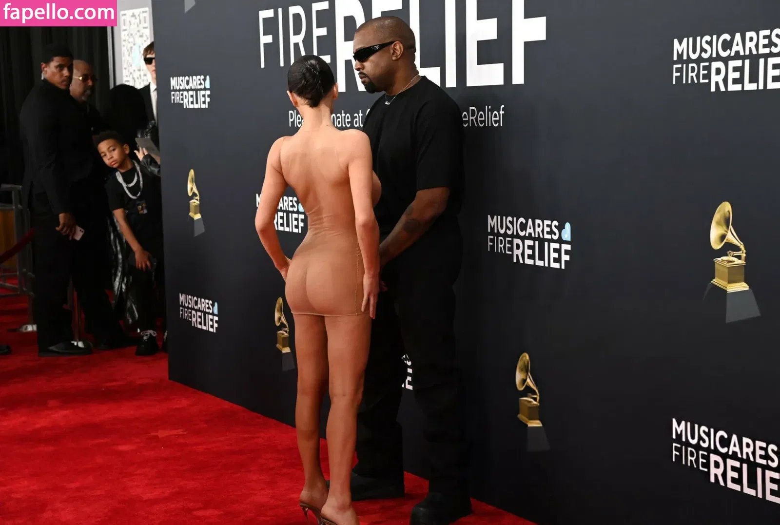 Bianca Censori Onlyfans Photo Gallery 