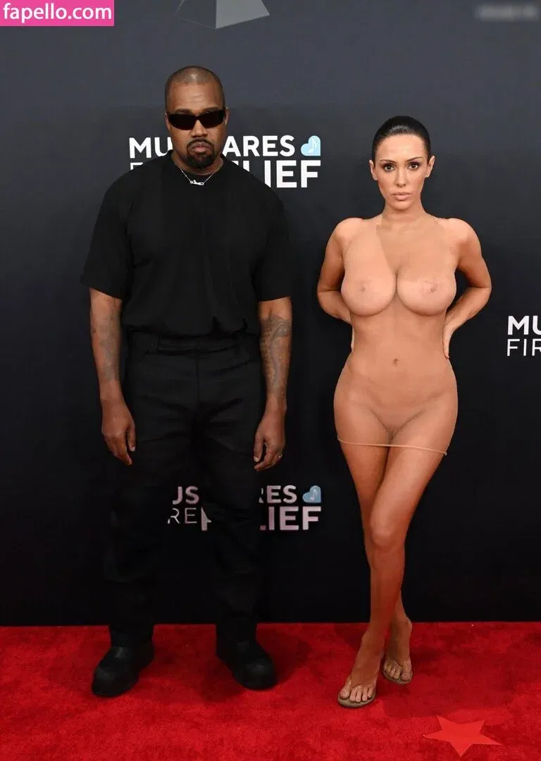 Bianca Censori Onlyfans Photo Gallery 